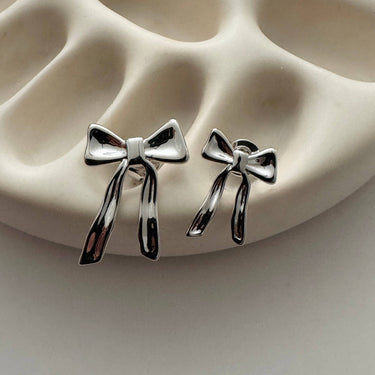 Mini Yasmine Bow Studs- Silver